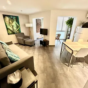 https://gorgeous-apartment-in-downtown.topbarcelonahotels.com